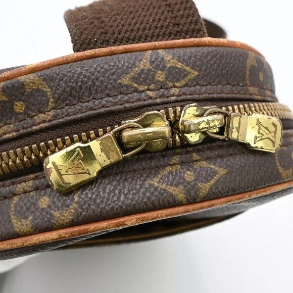 LOUIS VUITTON Pochette Gange Shoulder Bag Monogram Brown Spain M51870 78YE463 - Picture 14 of 16